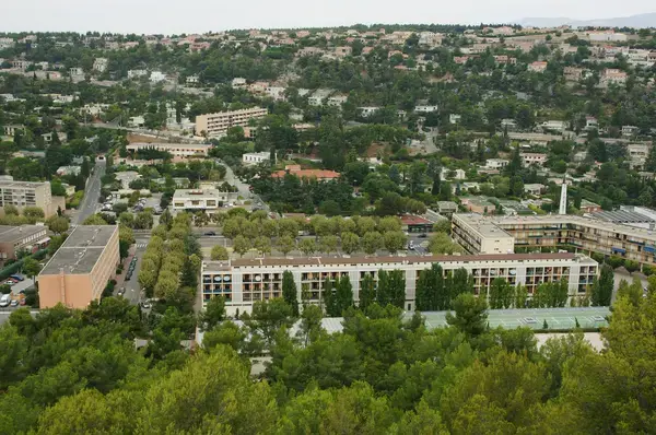 Abri Piscine Rétractable Spécialiste abri de piscine Carnoux-en-Provence