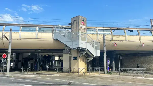 Abri Piscine Rétractable Spécialiste abri de piscine Cenon