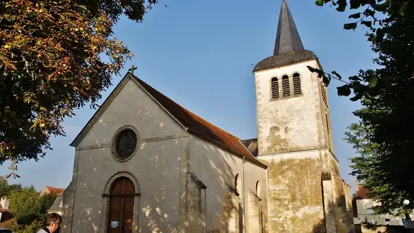 Abri Piscine Rétractable Spécialiste abri de piscine Varennes-Vauzelles